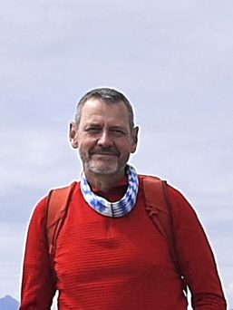 Profil Thilo Behla nach der Traumaarbeit unterwegs am Piz Lad Sesvennagruppe